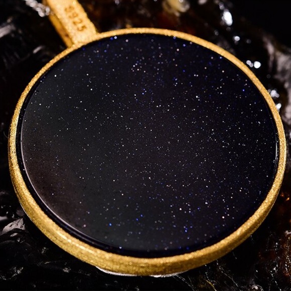 Artisan Handmade Natural Quartz Waves Necklace - Picture 5 of 6